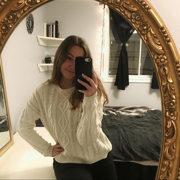 Garage Sweaters - Cream knit sweater 🌟 Garage Sweaters - Cream knit sweater 🌟